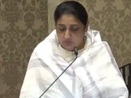 सुनेत्रा पवार यांनी घेतली उपमुख्यमंत्री पदाची शपथ; राज्याच्या पहिल्या महिला उपमुख्यमंत्री ठरल्या