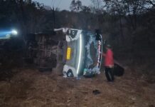 खेड – खासगी आराम बसला अपघात 25 जण जखमी