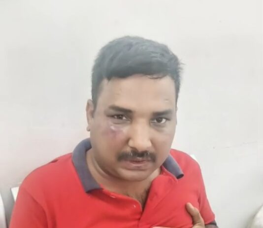 चिपळूण ; बातमी कव्हर करण्यासाठी गेलेल्या पत्रकार दीपक भागवत यांच्यावर हल्ला