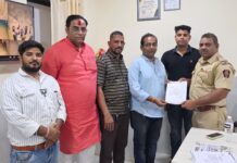 मुंबई -गोवा महामार्गावरील अवैध पार्किंगमुळे अपघाताचा धोका वाढला. भाजप आक्रमक