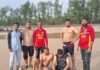 गुहागर समुद्रकिनारी थरार! दोन पर्यटक बुडण्याच्या स्थितीत; जीवक्षकांनी केले धाडसी बचावकार्य